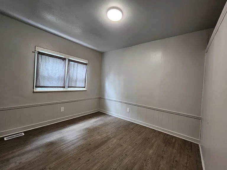 3415 Roehl Ave #1 — Photo 13