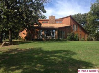 300 High St, Henryetta, OK 74437