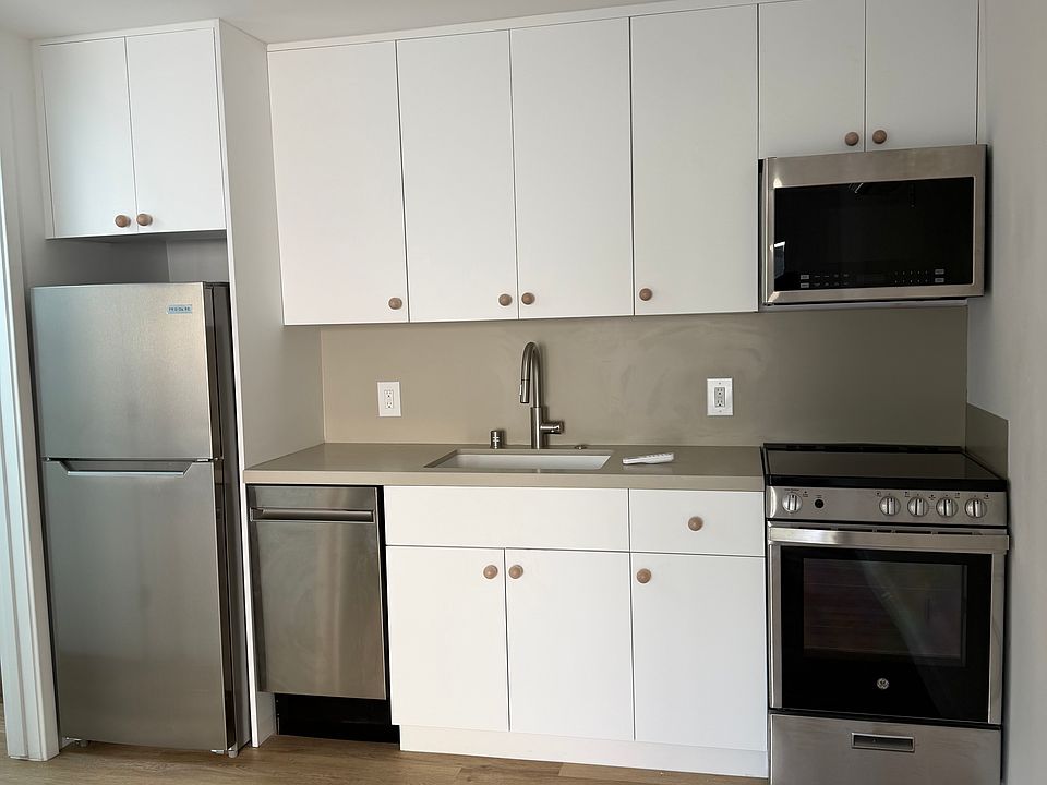 1st image of 1641 Maltman Ave #1639