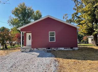 217 Sycamore St N, Cowan, TN 37318