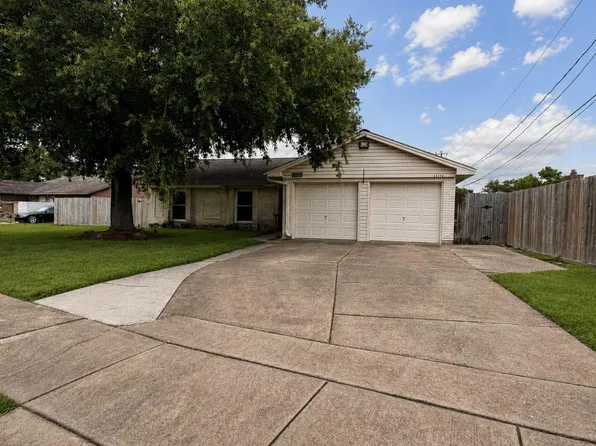 11334 Sagehill Dr, Houston, TX 77089