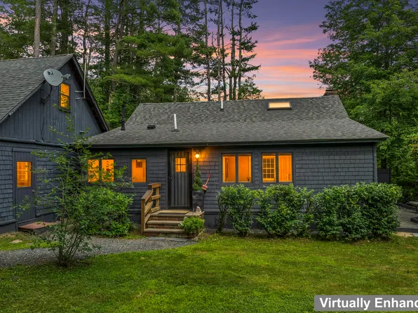 16 New Town Road, York, ME 03909