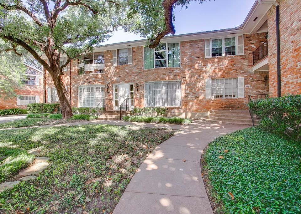 1st image of 3003 Mahanna Springs Dr APT A
