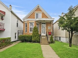 2926 W 39th Pl, Chicago, IL 60632