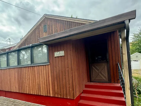 1408 Cedar St, La Grande, OR 97850