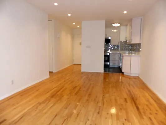 Rented by Immac Realty | media 21