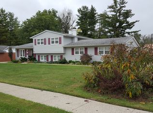 627 Ranch Rd, Connersville, IN 47331