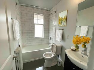 245 Howland Ave #C04, Toronto, ON M5R3B7