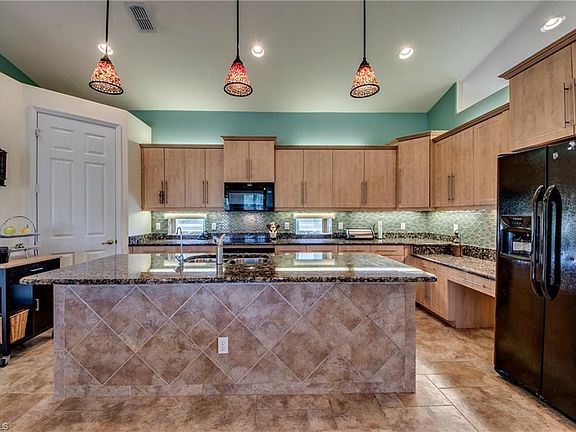 2nd image of 678 Mirror Lakes Ct