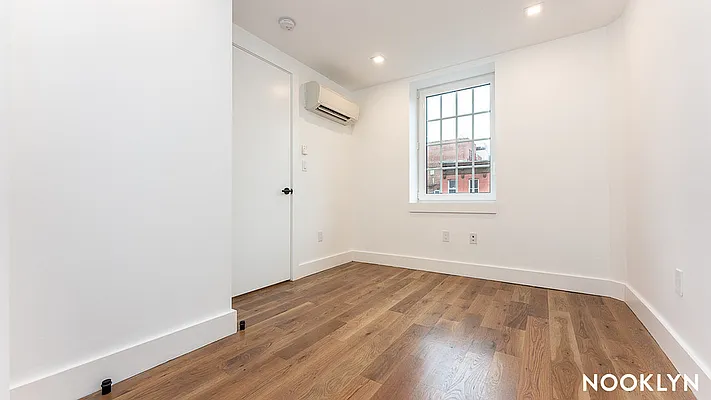 Rented by Nooklyn NYC LLC | media 8