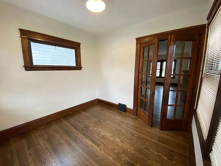 15242 Lakeshore Blvd — Photo 5