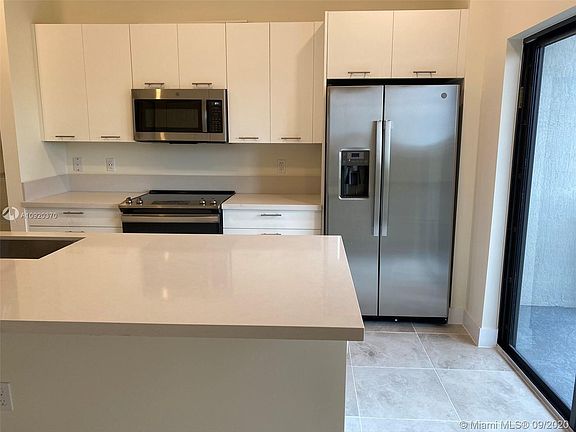 4th image of 8195 NW 104th Ave #22