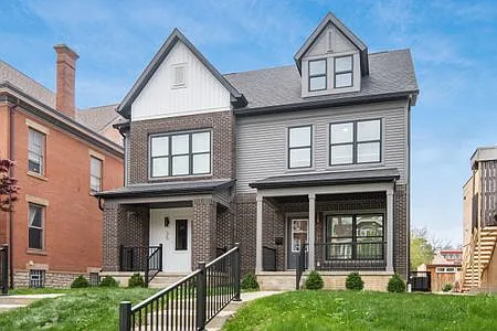 37 Miami Ave #37
