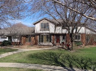 701 Juneau Ave SE, Orange City, IA 51041