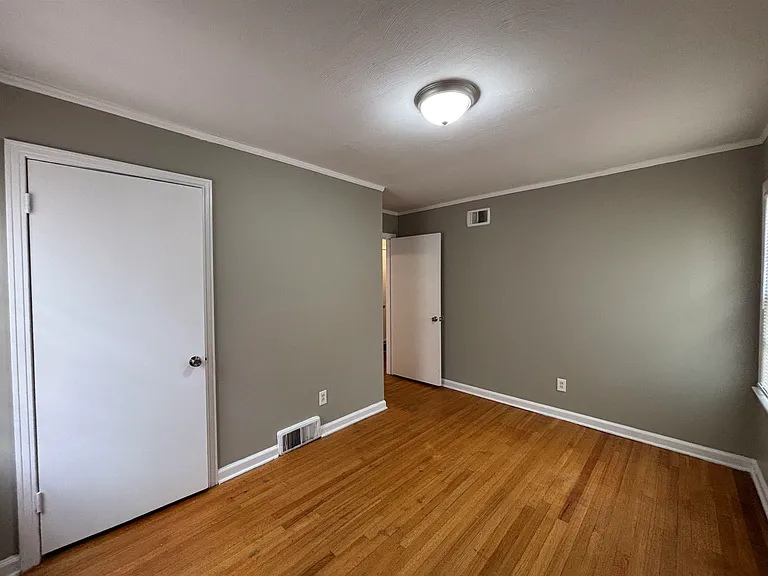 4922 Given Ave — Photo 13