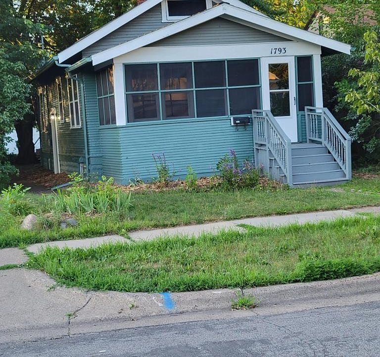 1st image of 1793 Arlington Ave E