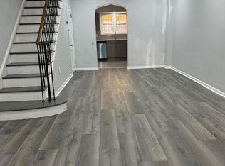 816 Cross St, Philadelphia, PA 19147