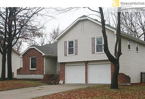 2nd image of 8604 Linda Ln