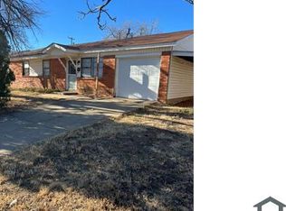 3119 Oak Dr, Amarillo, TX 79107