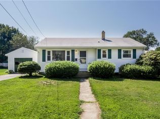 10 Orville Dr, Middletown, RI 02842