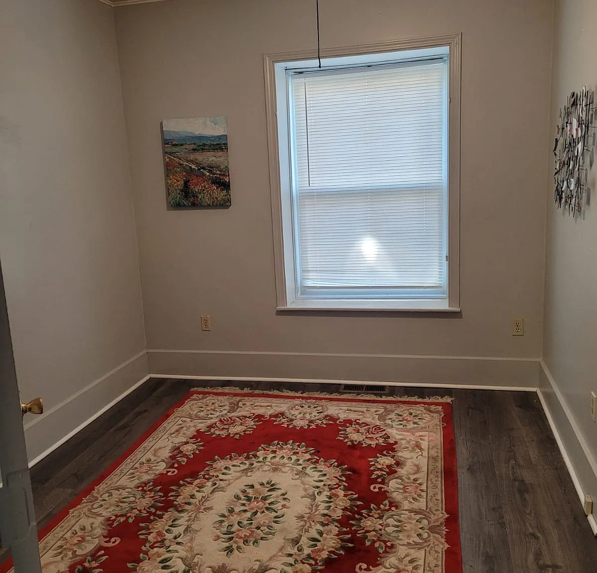3 bed, $995 — Photo 4