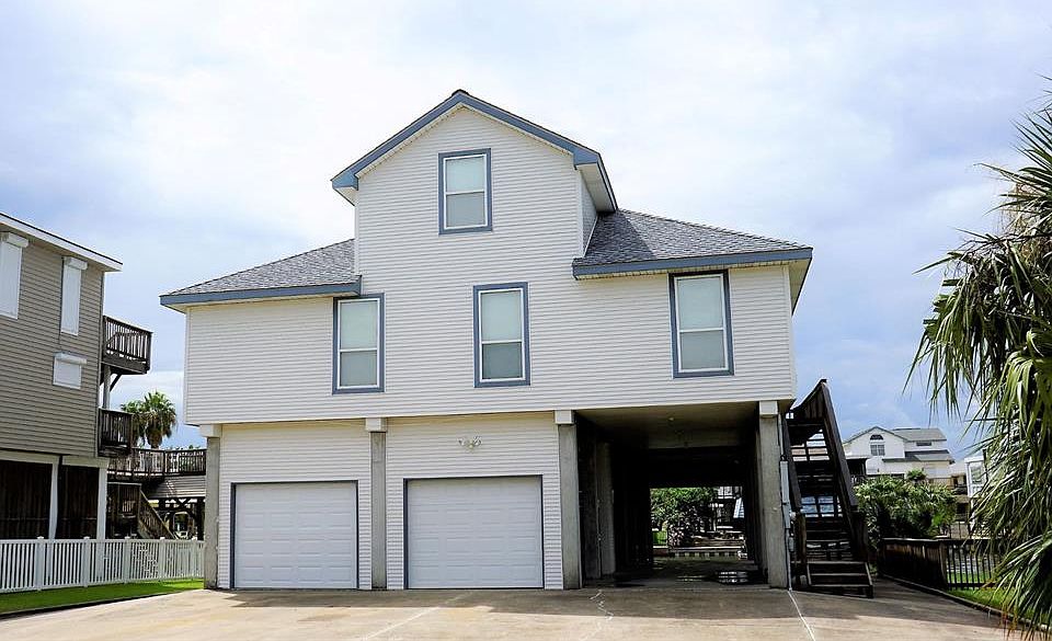 1334 Oahu Dr, Tiki Island, TX 77554 Zillow