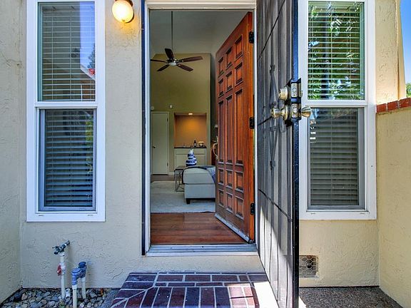 5th image of 1133 Waterton Ln