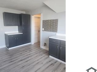40 Livingston Pl FLOOR 2, Bridgeport, CT 06610