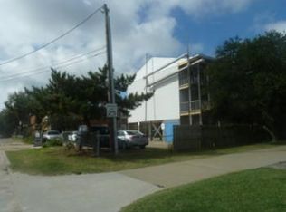 9633 19th Bay St APT 5, Norfolk, VA 23518