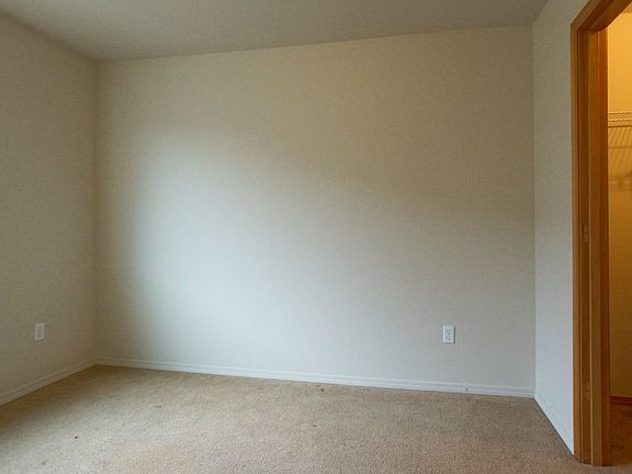 3rd image of 18212 73rd Ave E