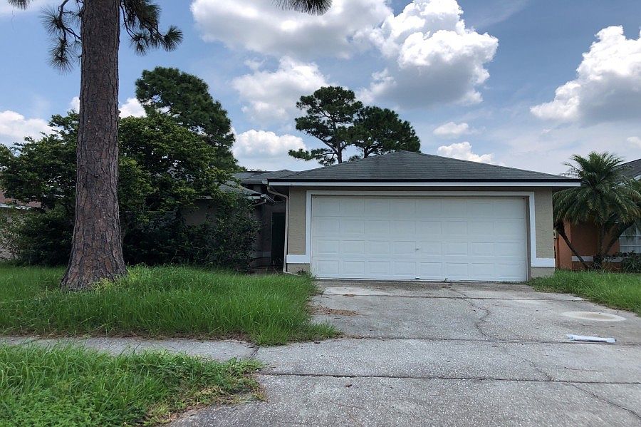 1st image of 1034 Bluejack Oak Dr