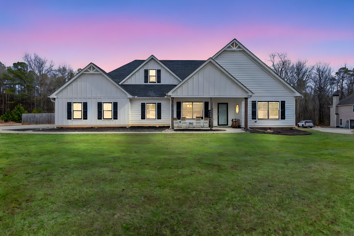 PLMG3723 day to dusk.jpeg