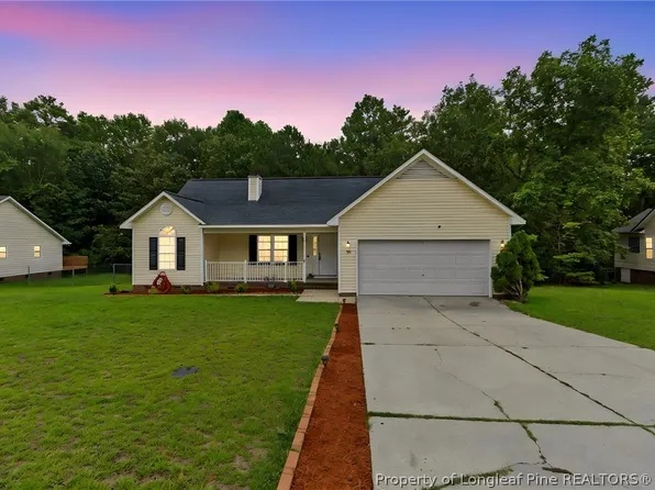 117 Jefferson Dr, Raeford, NC 28376