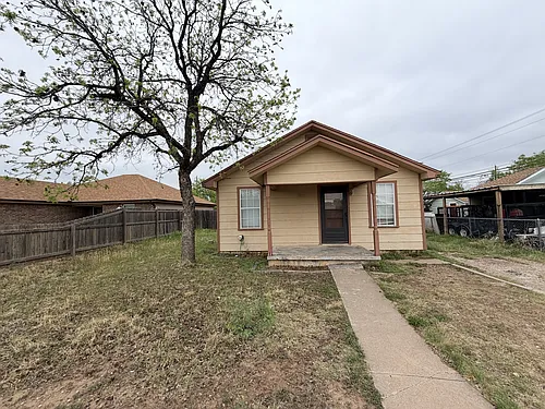 2804 Abilene St Photo 1