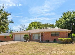 5921 Winifred Dr, Fort Worth, TX 76133