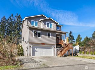 Fredericks Lndg, Port Orchard, WA 98366