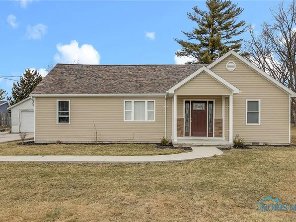 6666 Emch Rd, Walbridge, OH 43465