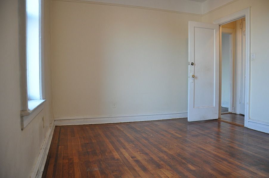 1st image of 11 Midwood St APT E8