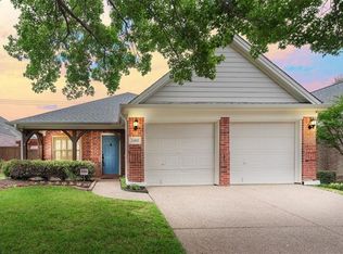 2401 Folkstone Way, Bedford, TX 76021