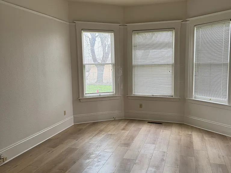 9151 Campbell Rd — Photo 13