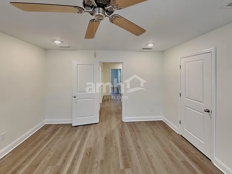 1019 Grafton Ridge Dr — Photo 16