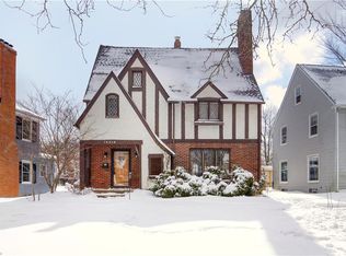 18318 Lomond Blvd, Shaker Heights, OH 44122