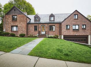 32 Avondale Rd, Newton, MA 02459