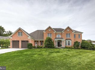 8205 Pumpkin Hill Ct, Pikesville, MD 21208