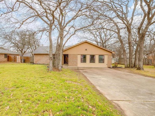 816 Lake Crest Pkwy
