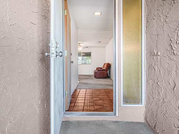 5th image of 2804 E Magnolia Court