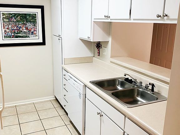 3rd image of 13 Private Road 3057 #3