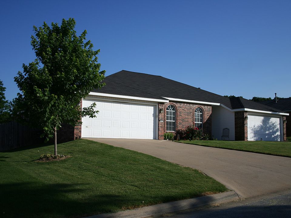 2884 W Wildwood Dr, Fayetteville, AR 72704 Zillow