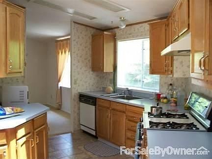 5th image of 22725 Whispering Pines Dr