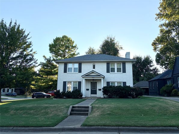 1630 S Columbia Pl